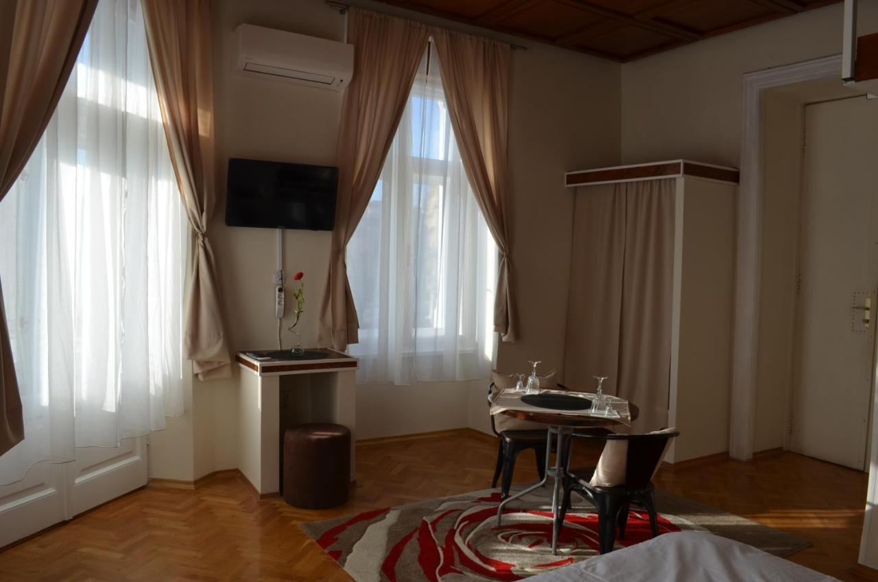 Rooms & Apartments Infinity Рийека Екстериор снимка