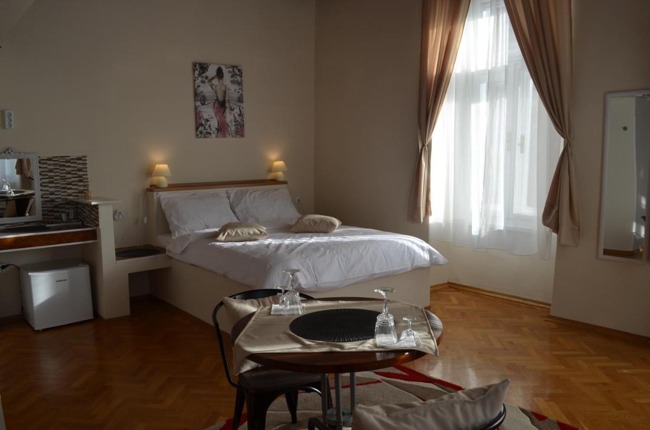 Rooms & Apartments Infinity Рийека Екстериор снимка