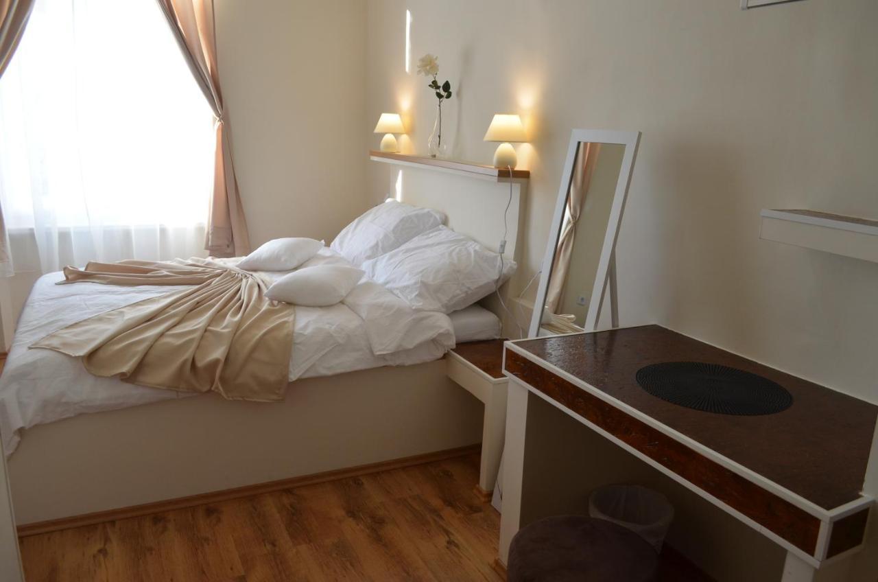 Rooms & Apartments Infinity Рийека Екстериор снимка