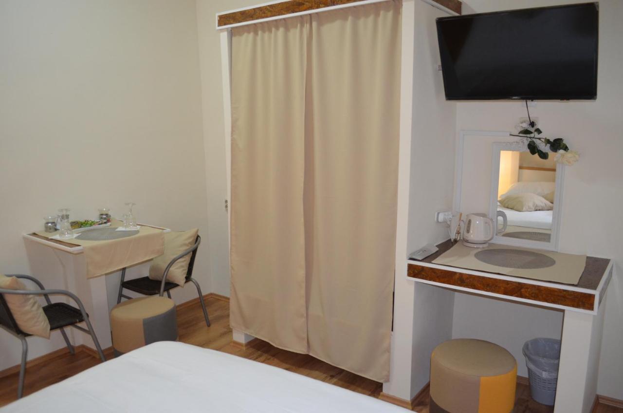 Rooms & Apartments Infinity Рийека Екстериор снимка